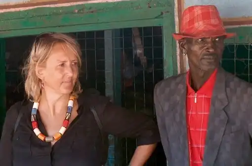 afrika, házasság, Identitás, Kaland, Kenya, Kultúra, Maszáj, Önéletrajz, sors, szerelem